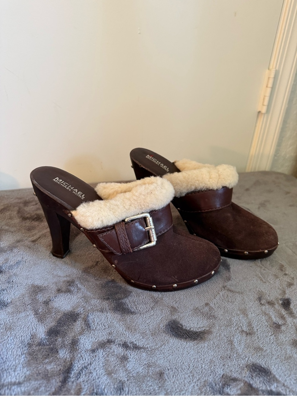 Michael Kors Brown Suede Shearling-Trim Buckle Clog - Picture 13 of 13